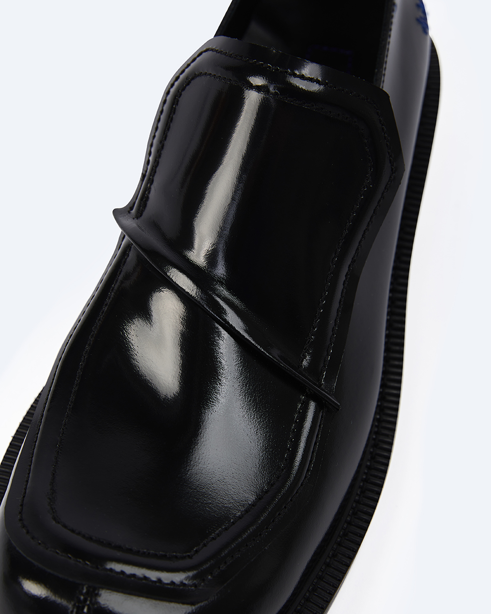 ADERERROR - Curve; LF00