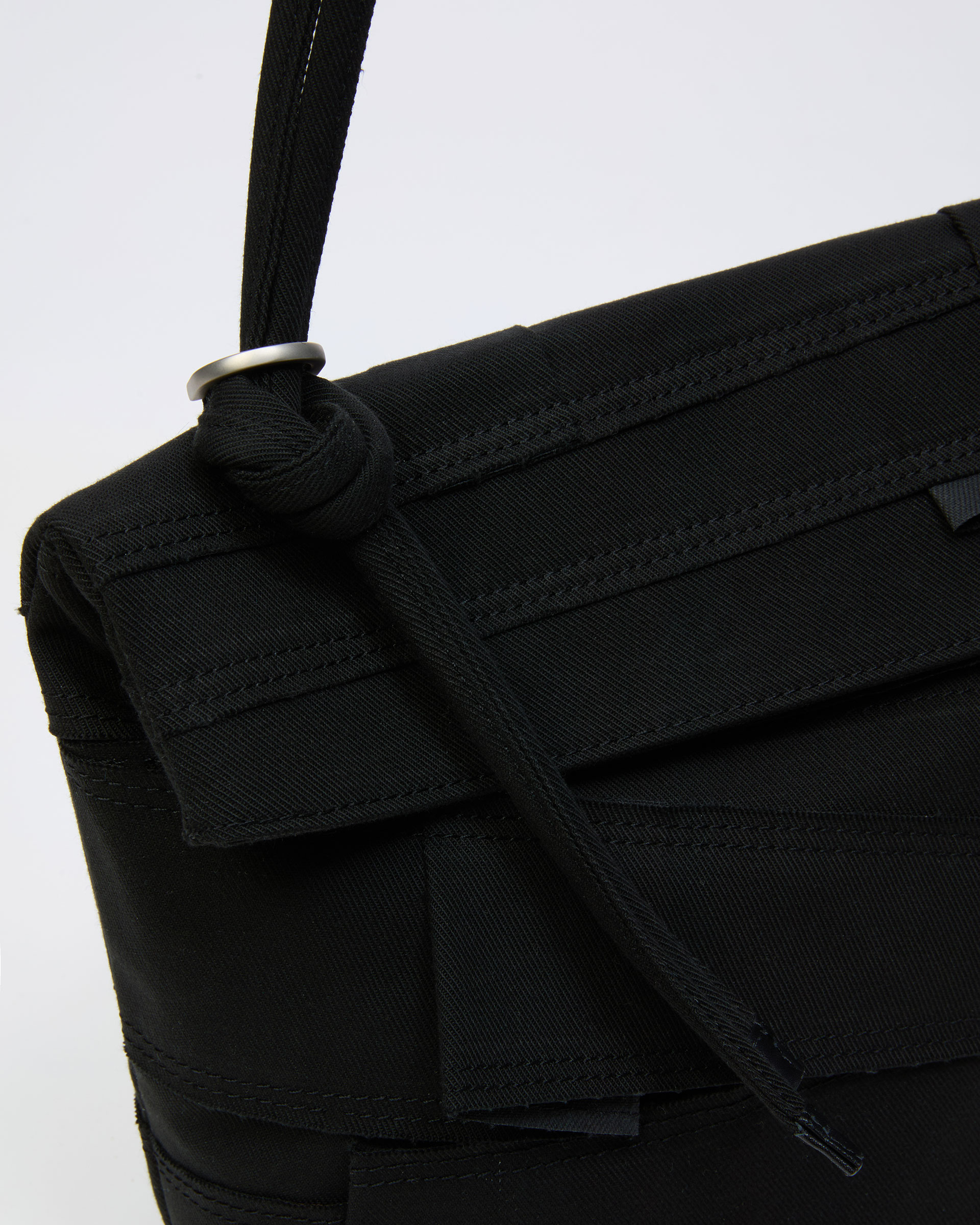 ADERERROR - Cross Bag Product. 108 ADERERROR - Cross Bag Product. 108