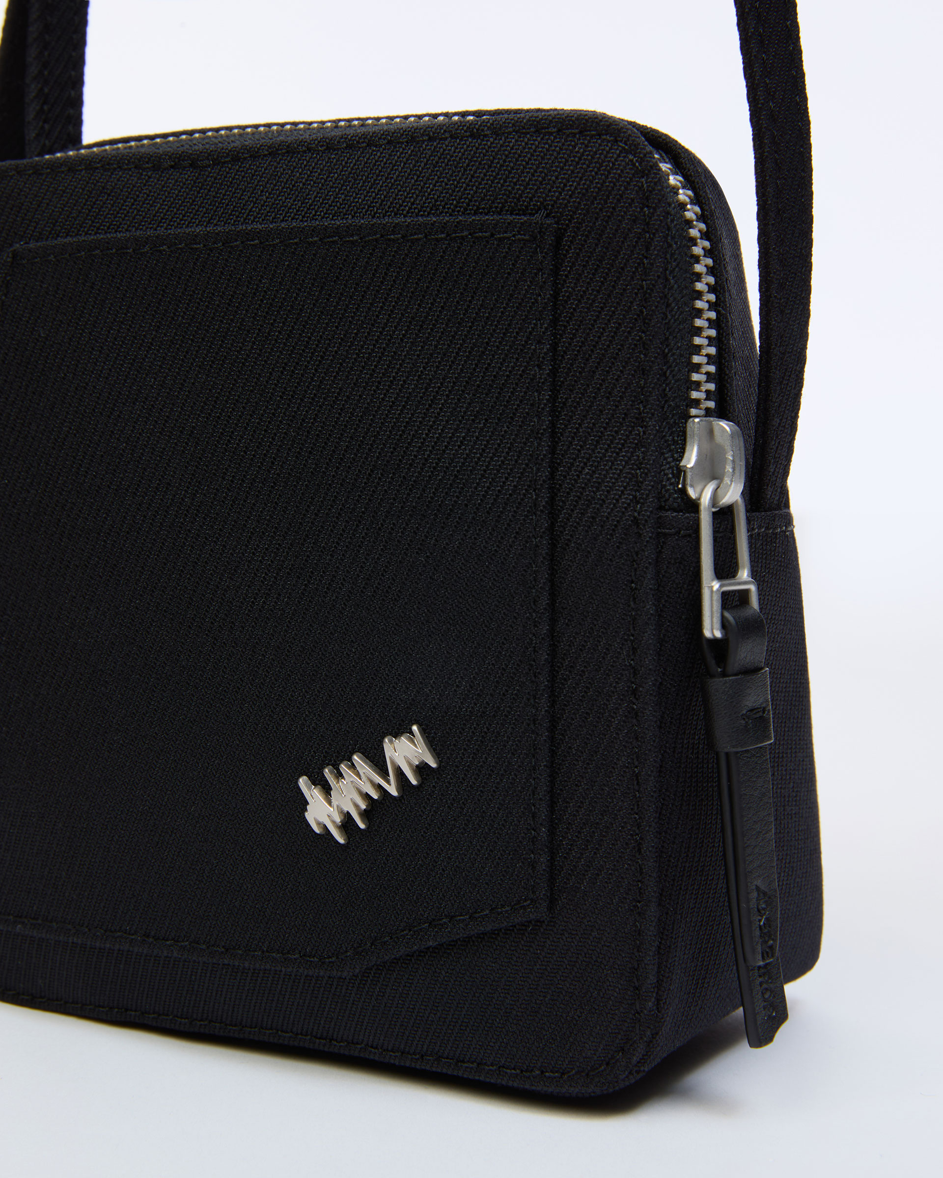 ADERERROR - Tetraight Bag Product. 107