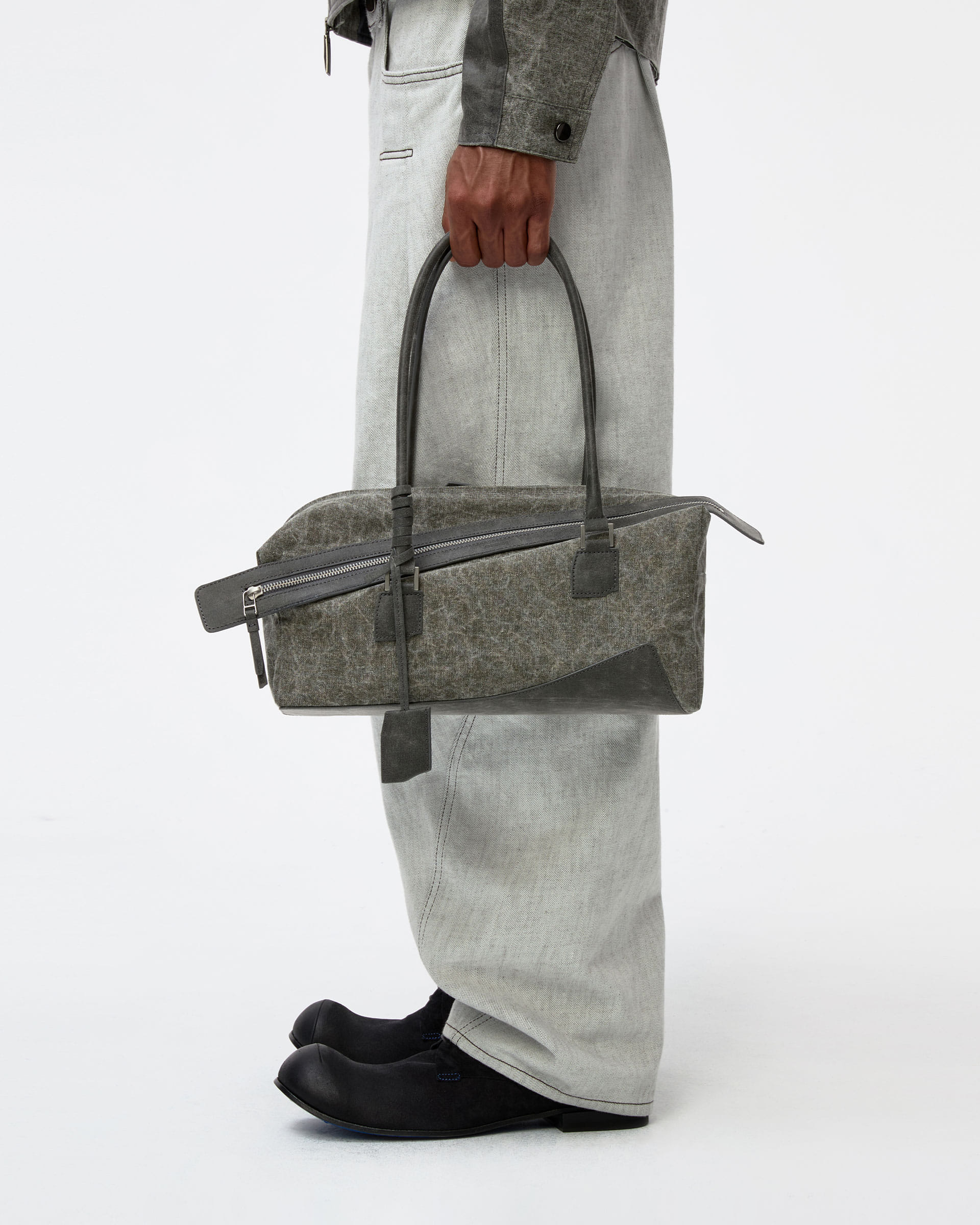 ☆送料・関税込☆ADERERROR★Linea Bag Product. 112★ ADERERROR - Linea Bag Product. 112