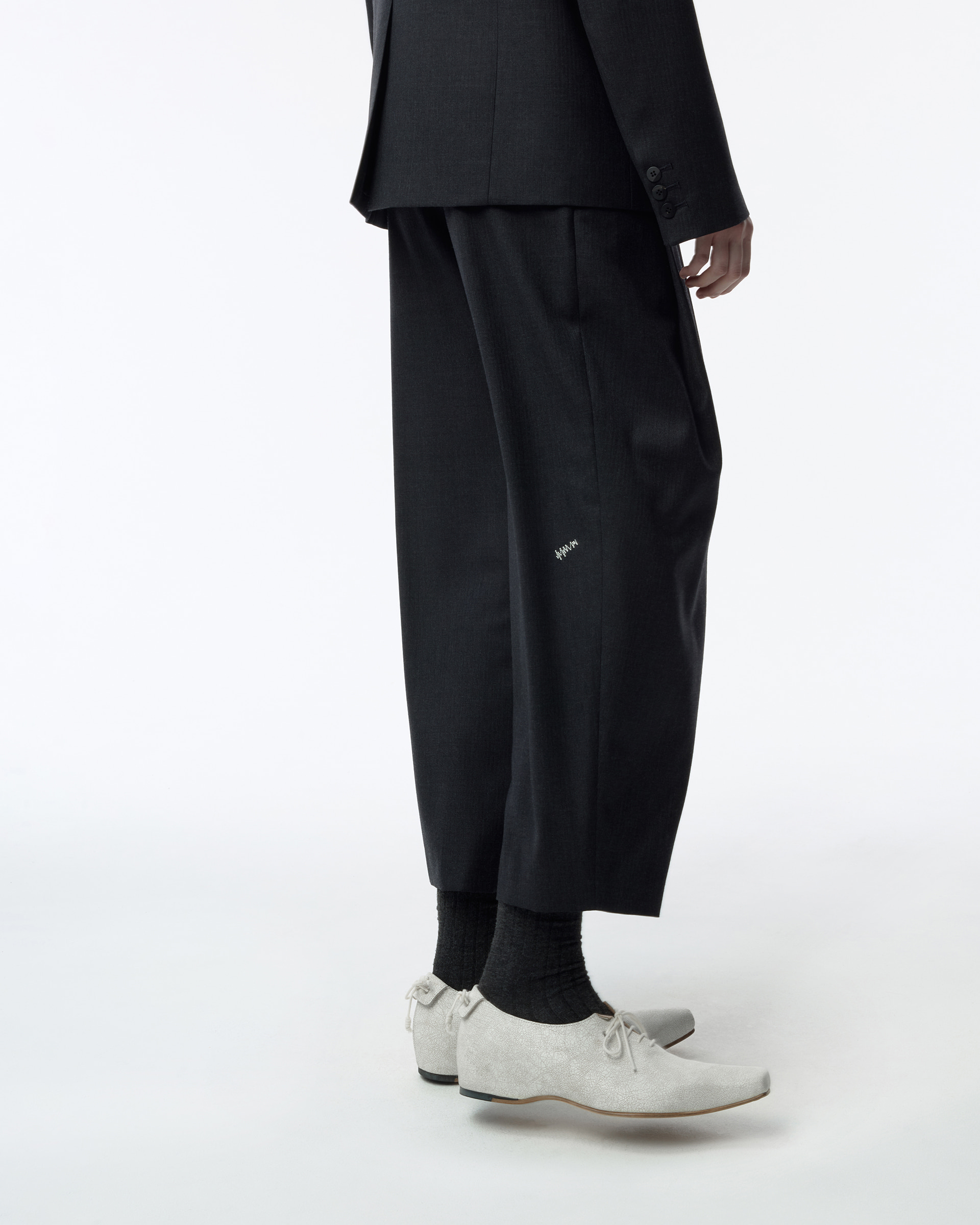 ADERERROR - Sig; BK Tag slacks 01