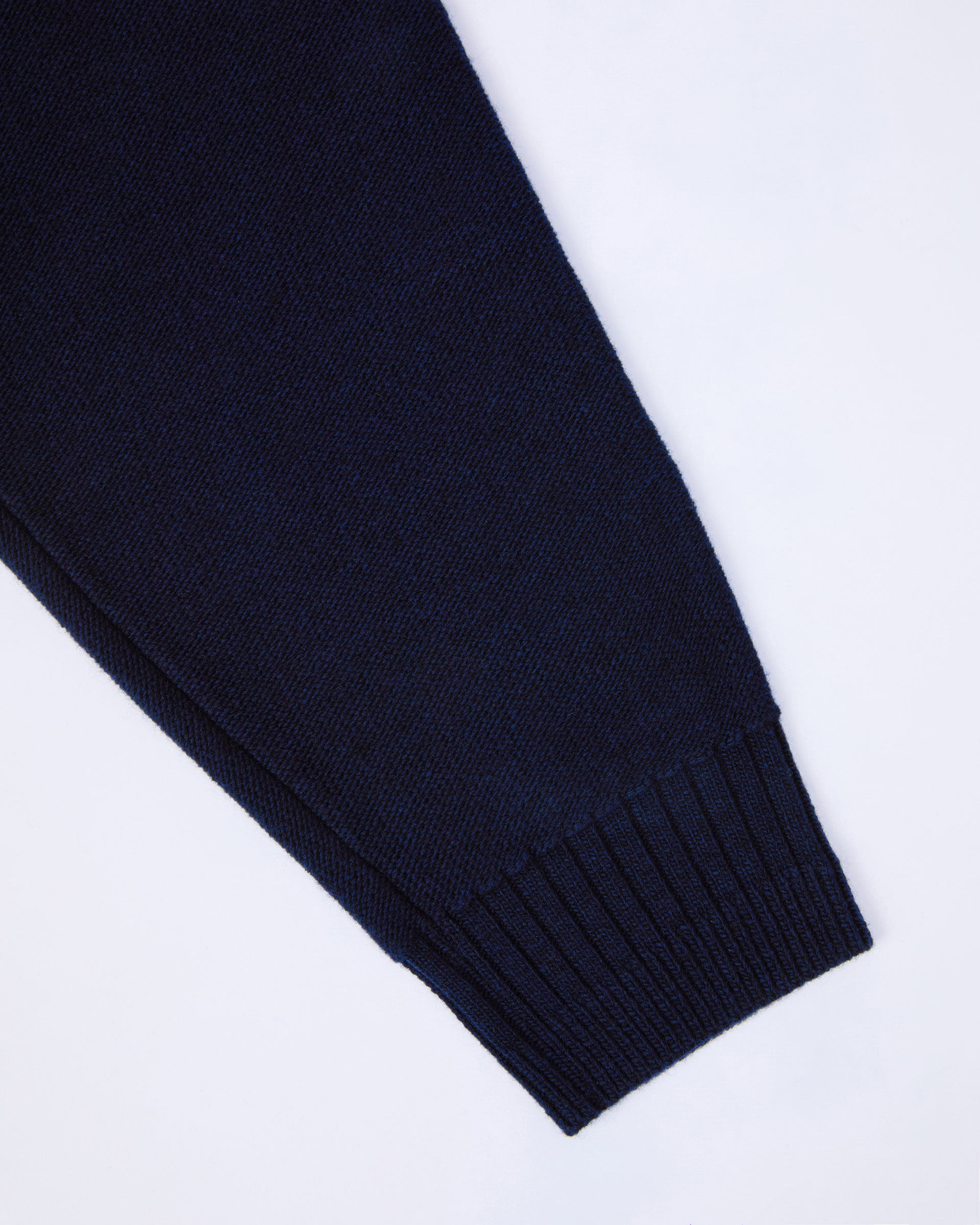 【ADERERROR】 Dimension Ball Product. 122 /追跡付 ADERERROR - ADERERROR 공식 온라인 스토어