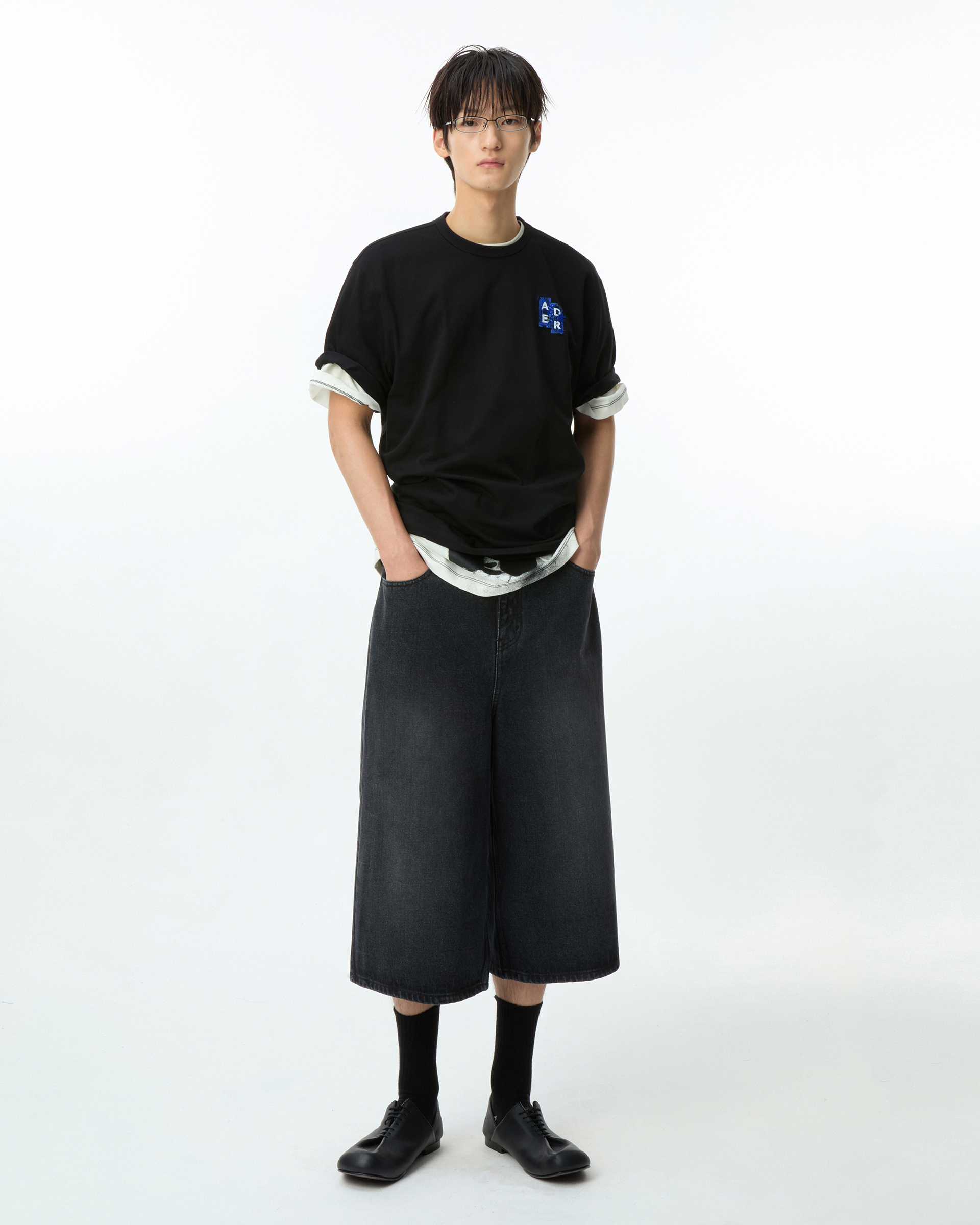 ★ ADERERROR ★ Significant ADERERROR Sig; BL Tag t-shirt 06 ADER error: Off-White Sig; BL Tag 06 T-shirt | SSENSE