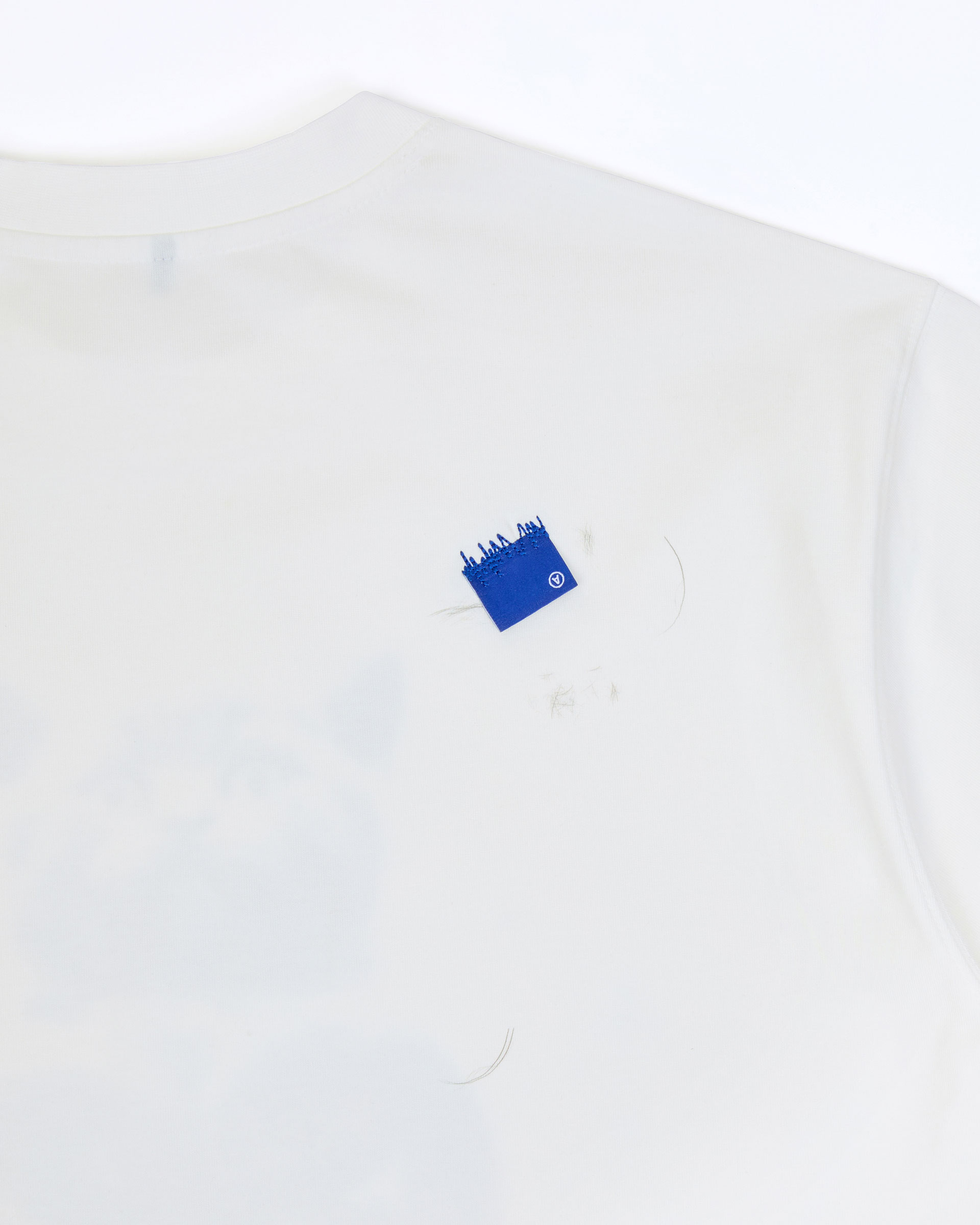 ADER ERROR】 Blue cat t-shirt 02 ADERERROR - Blue cat t-shirt 02