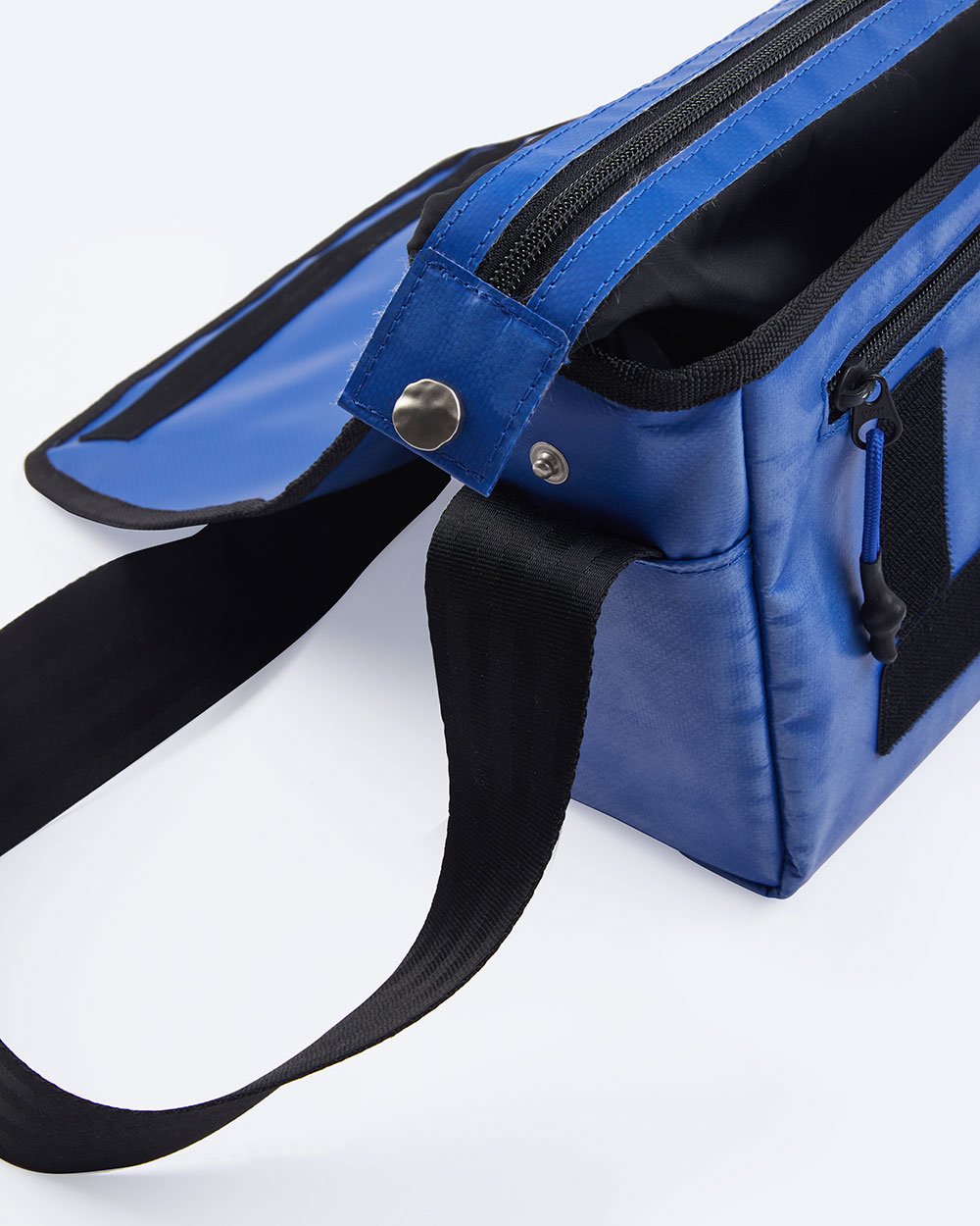 ADERERROR - Trace admore crossbody bag