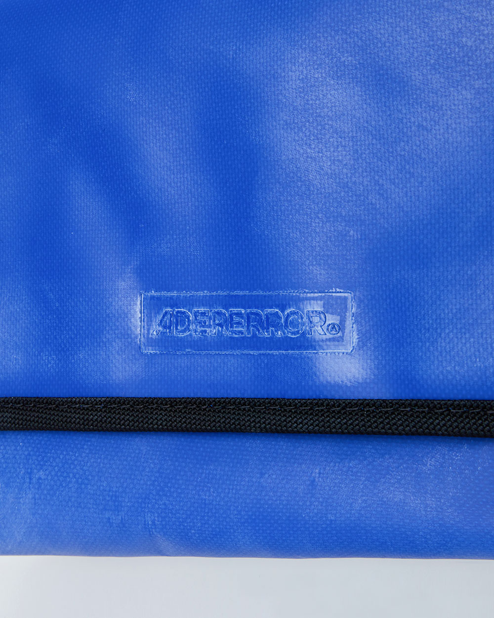 ADERERROR - Small trace esty messenger bag