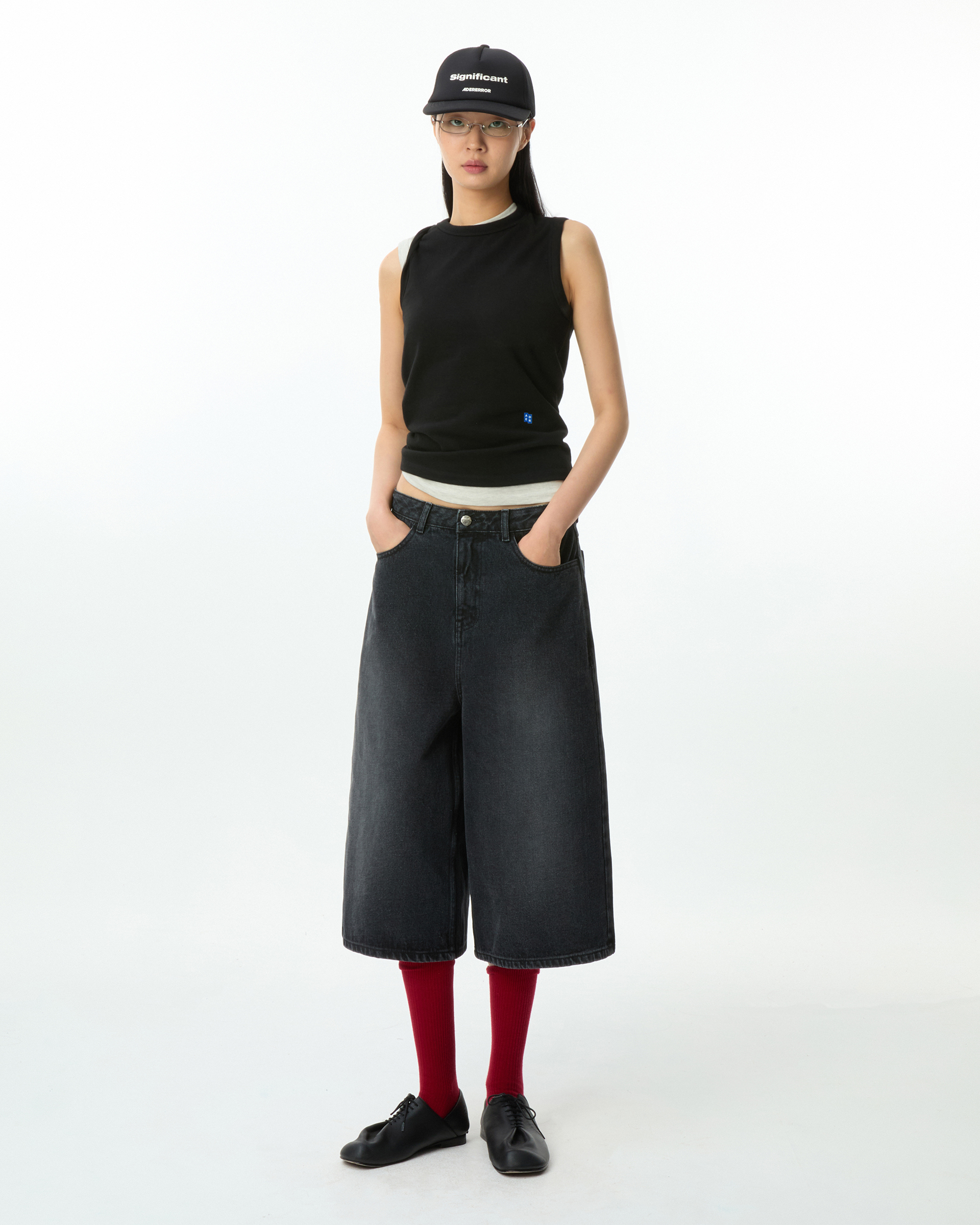 ADERERROR - Sig; SV Tag short jeans 01