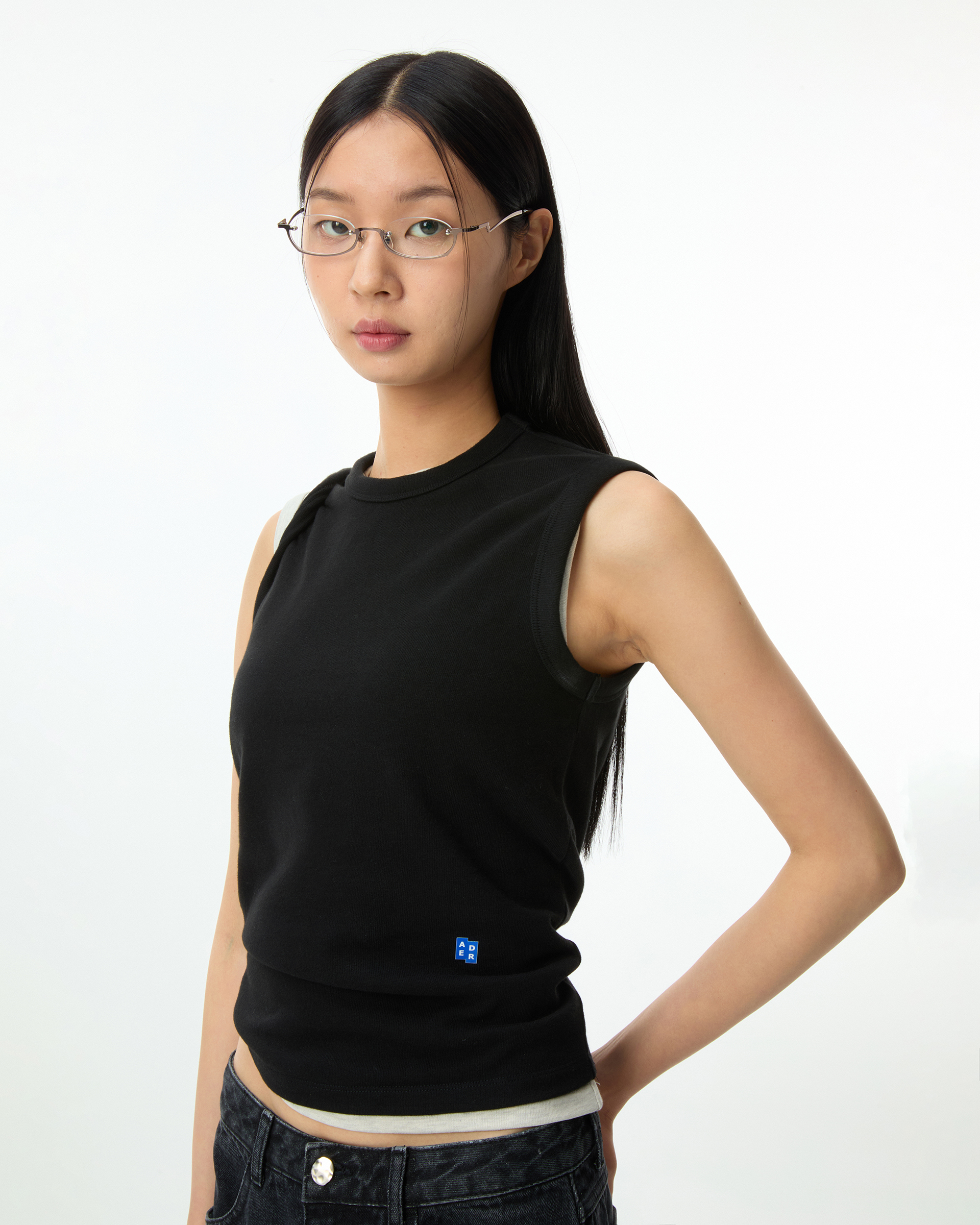 ADERERROR - Sig; BL Tag sleeveless 01