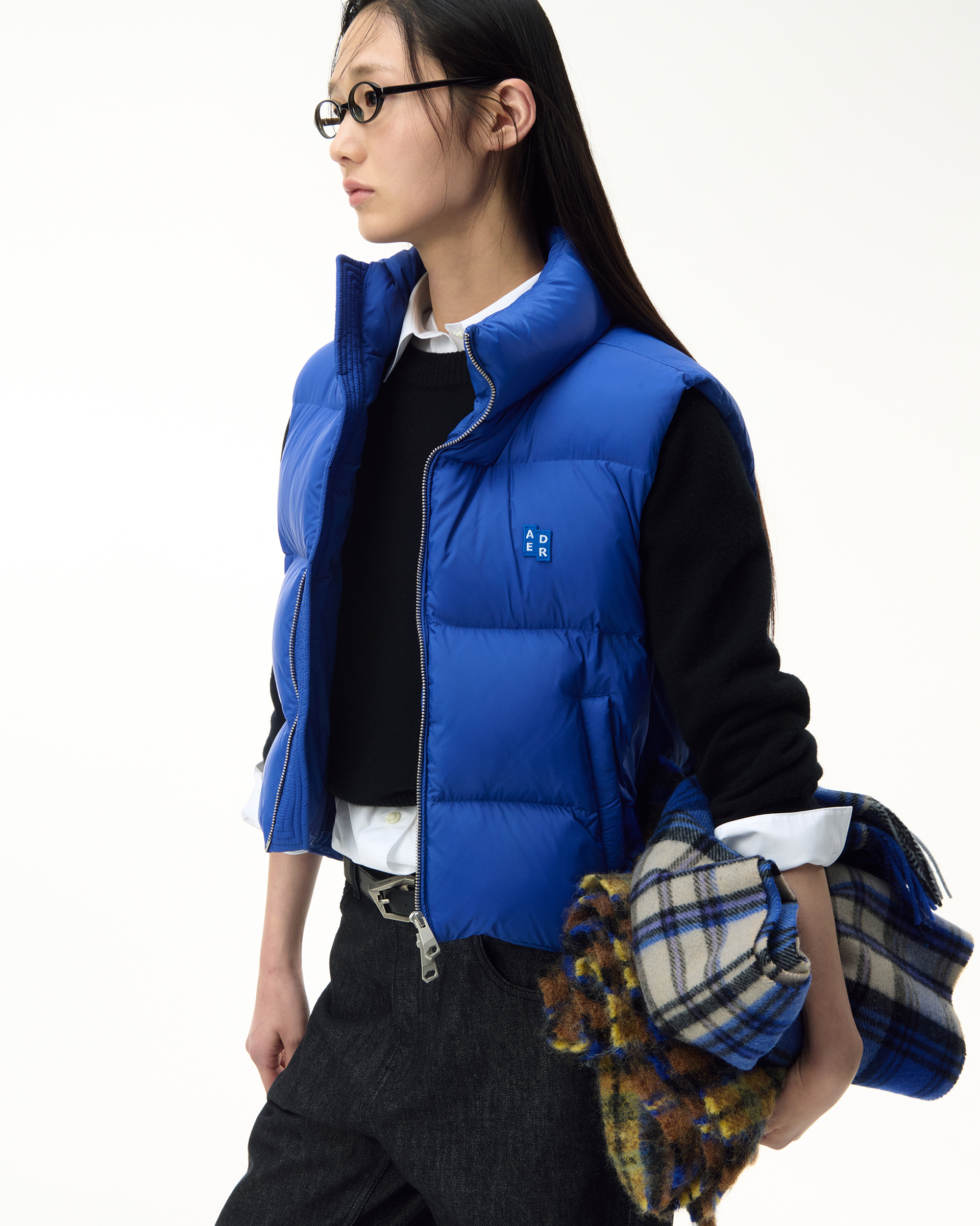 ADERERROR - Sig; BL Tag puffer vest 01