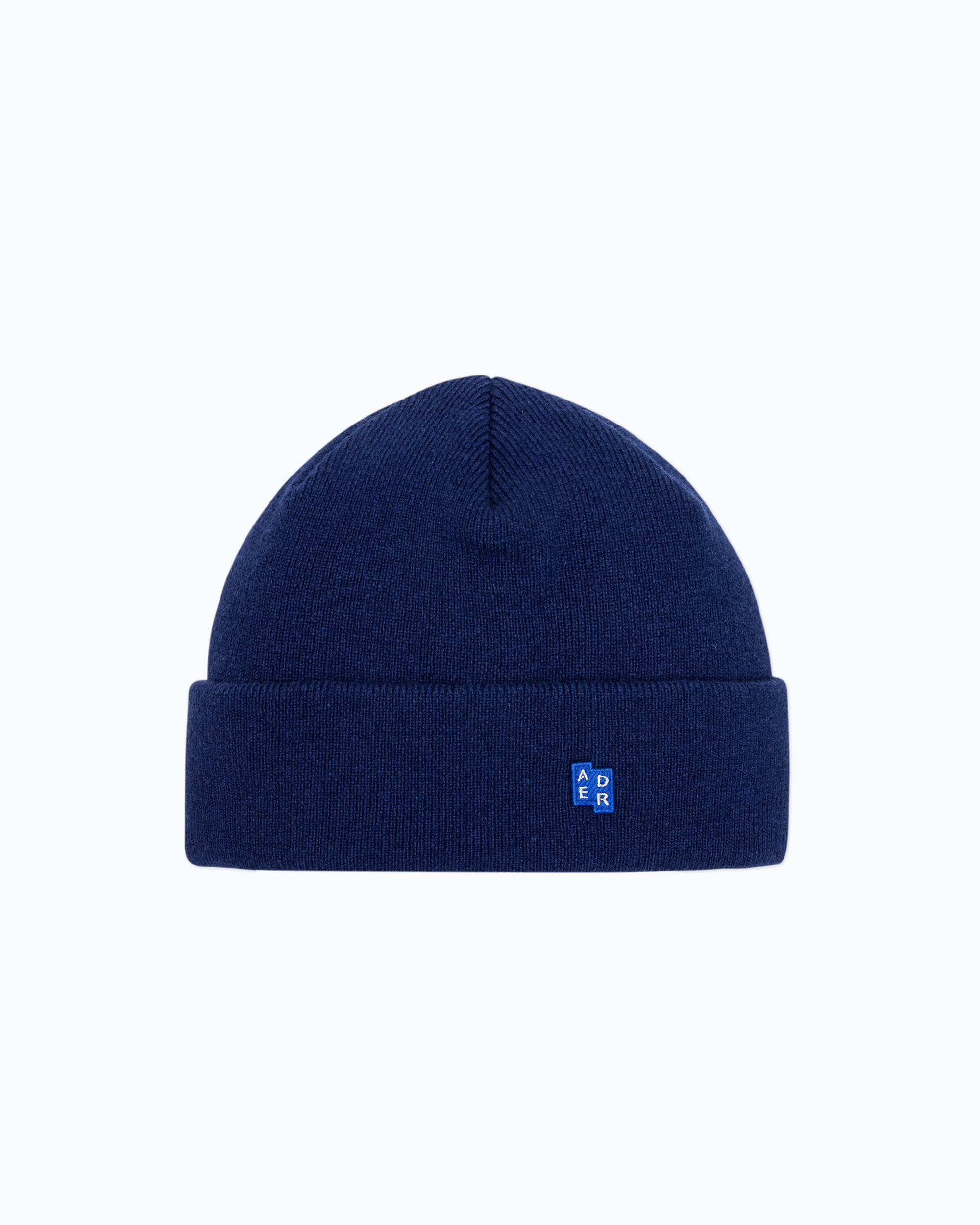 ADERERROR - Sig; BL Tag beanie 02