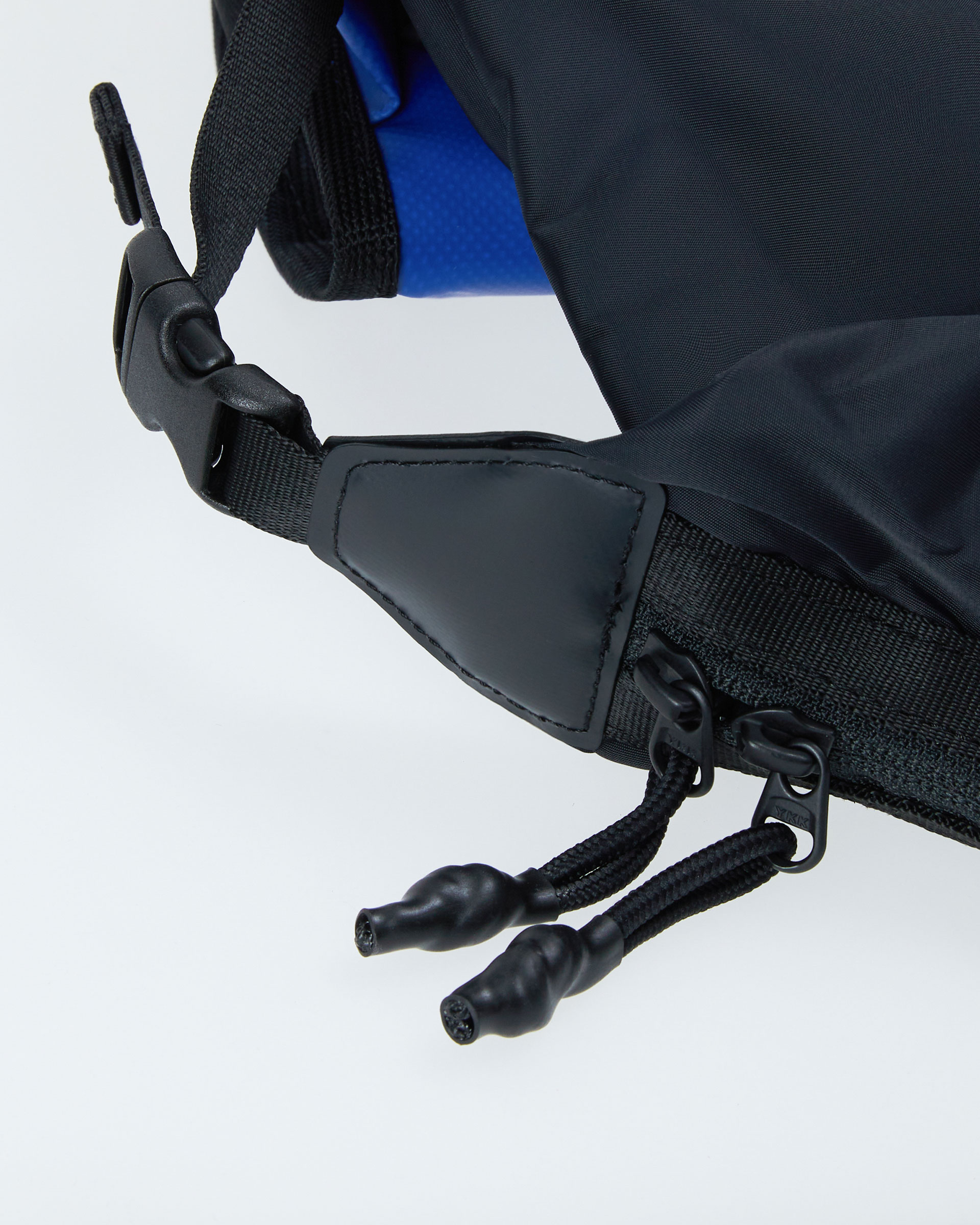 ADERERROR - Trace esty messenger bag
