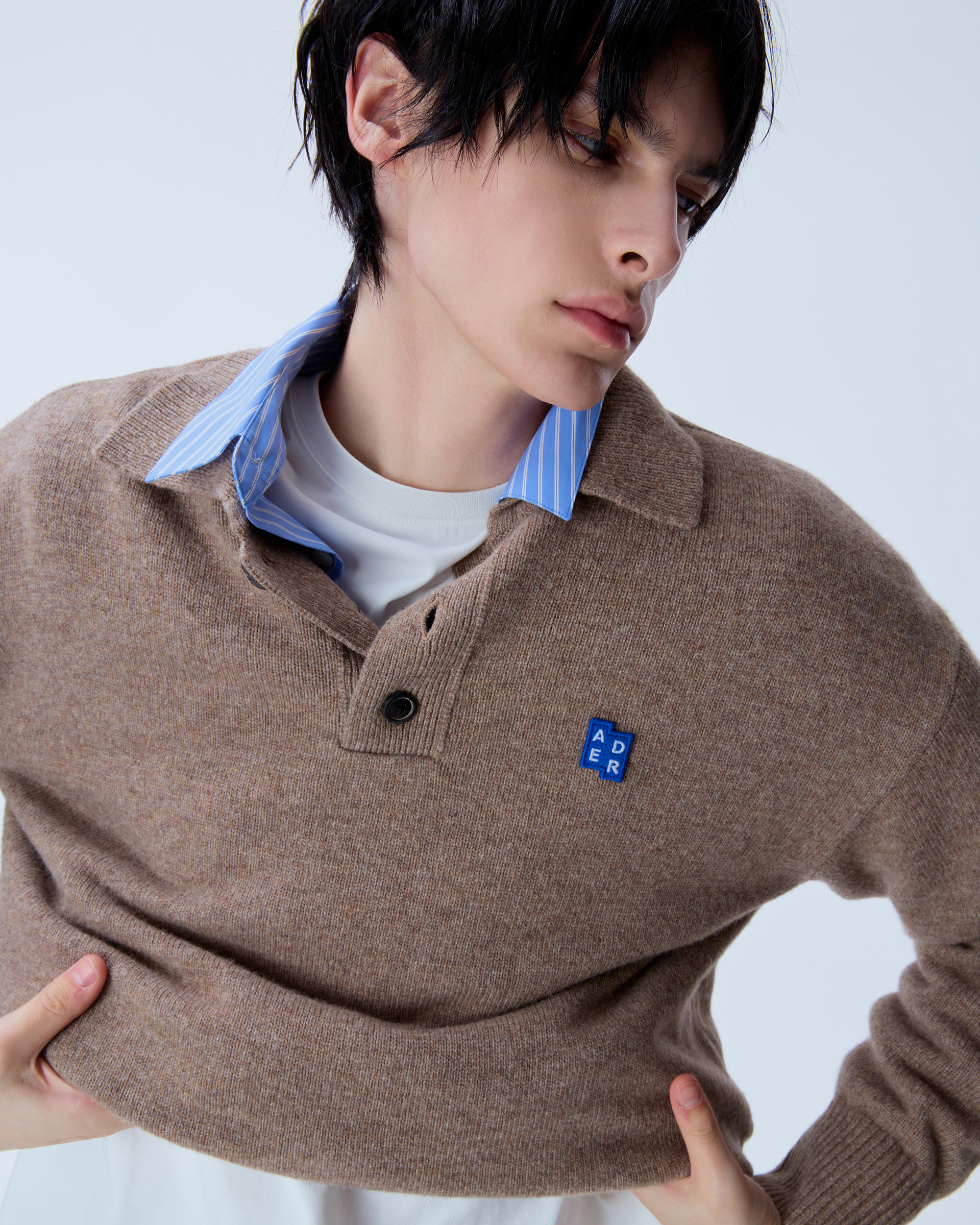 ADERERROR - Sig; BL Tag knit 02
