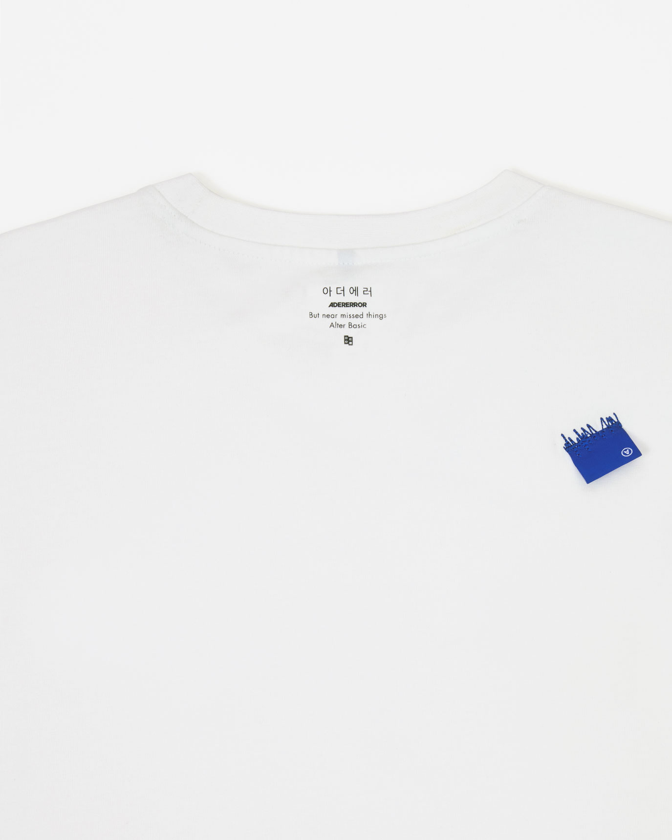 ADERERROR - Sig; BL Tag t-shirt 05