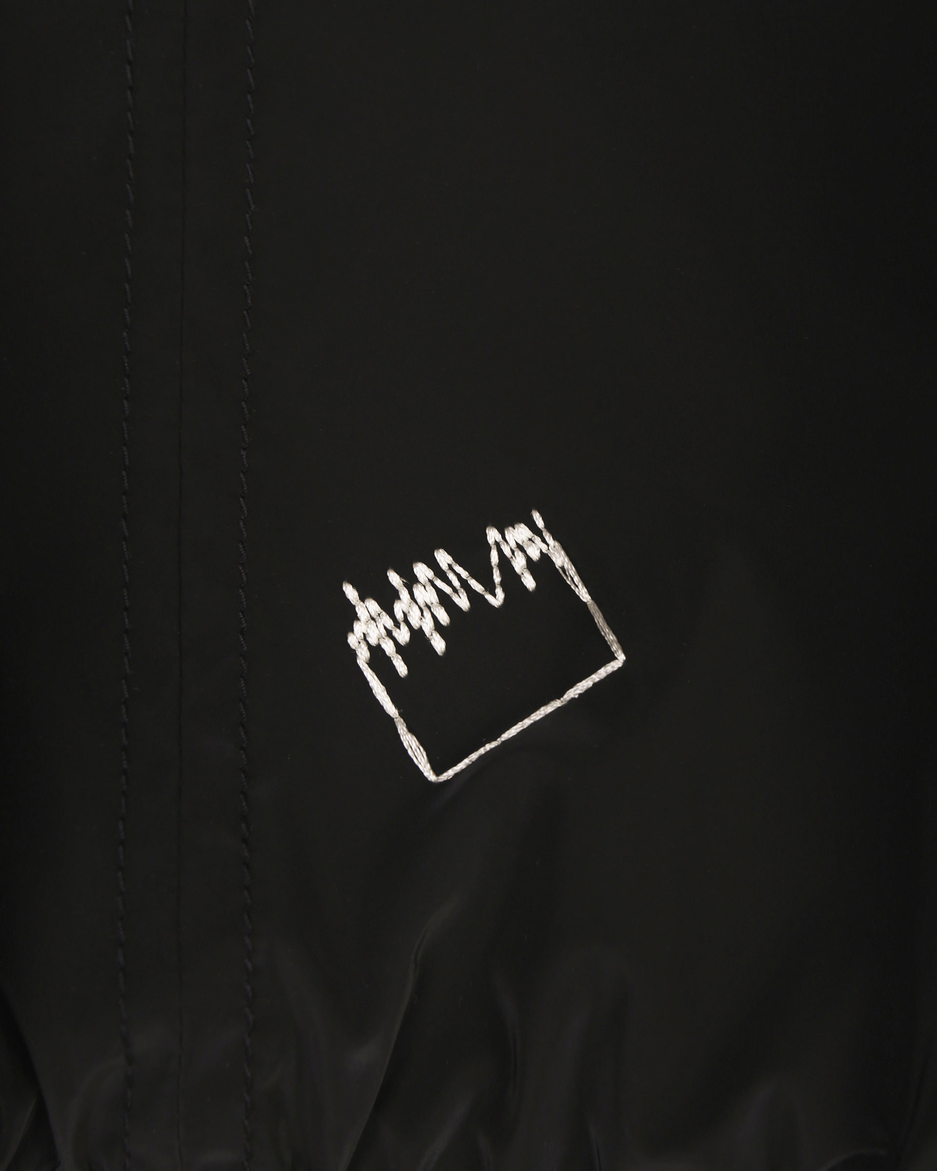 ADERERROR - Bashar jumper