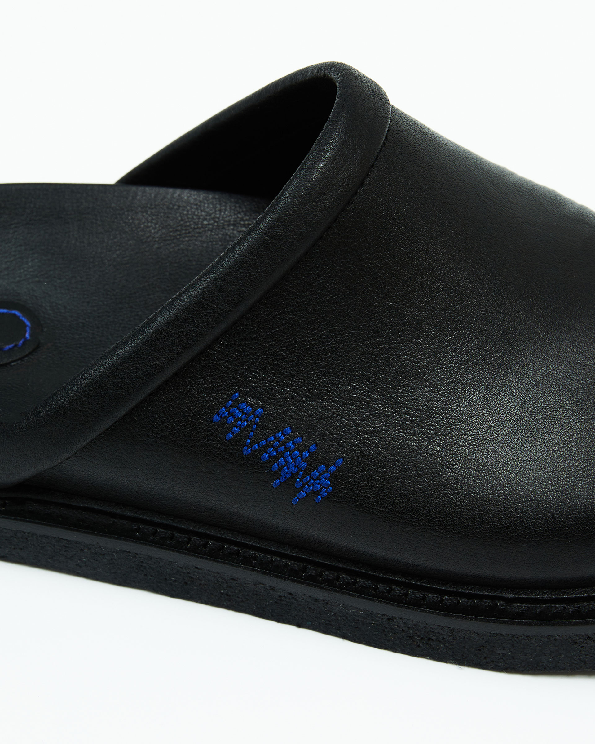 ADERERROR - Curve; Sabot 02 ADERERROR - Curve; Sabot 02