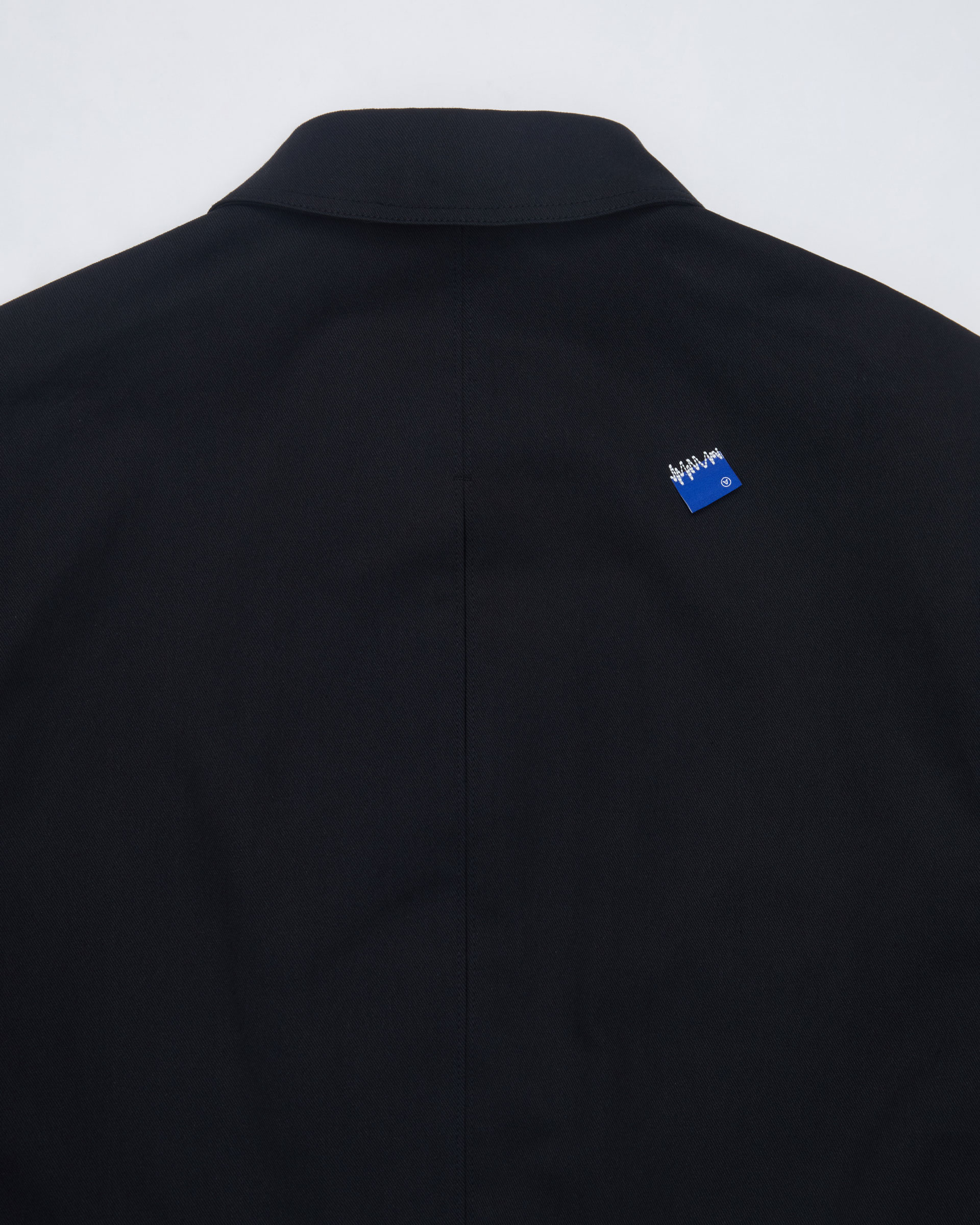 ADERERROR - Sig; BL Tag jacket 01