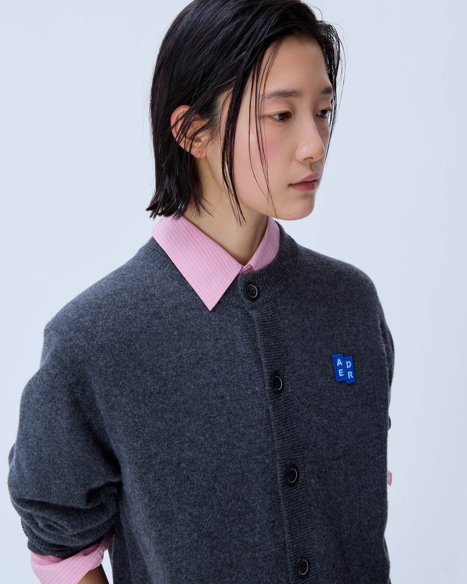 ADERERROR - Sig; BL Tag cardigan 02